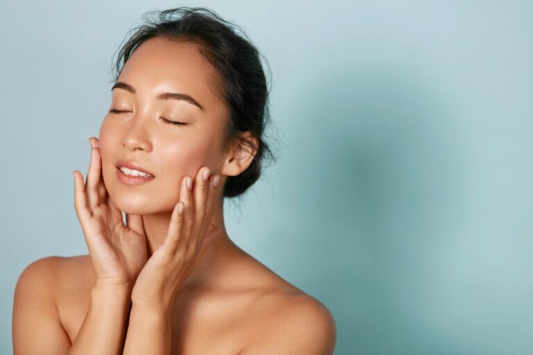 Unveiling the Secrets to Healthy and Glowing Skin: Essential Skincare Tips for Women