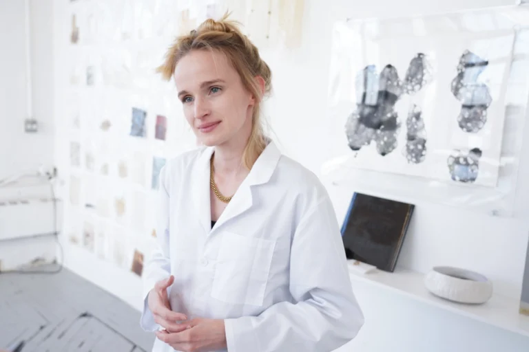 Charlotte McCurdy: Pioneering Sustainable Fashion with Algae-Based Materials