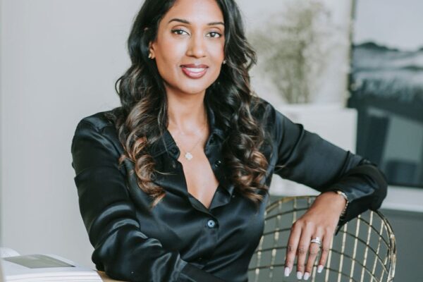 Image of Tess Pereira, award-winning psychologist and executive coach, symbolizing her transformative coaching approach that focuses on empathetic leadership, personal development, and well-being.