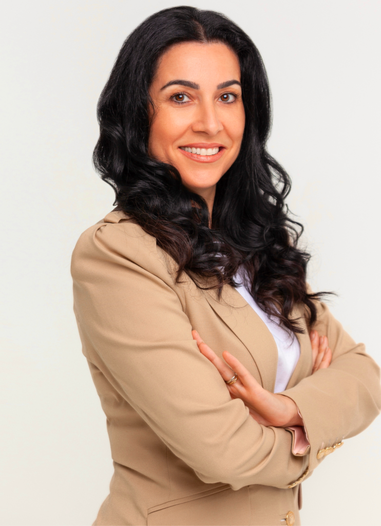 Alexandra Topalian A Story of Confidence, Adaptability, and